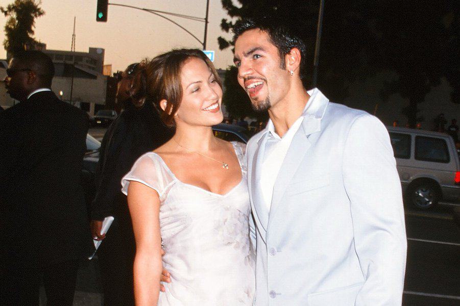 The Jennifer Lopez Boyfriends List: A Timeline of All Her Relationships