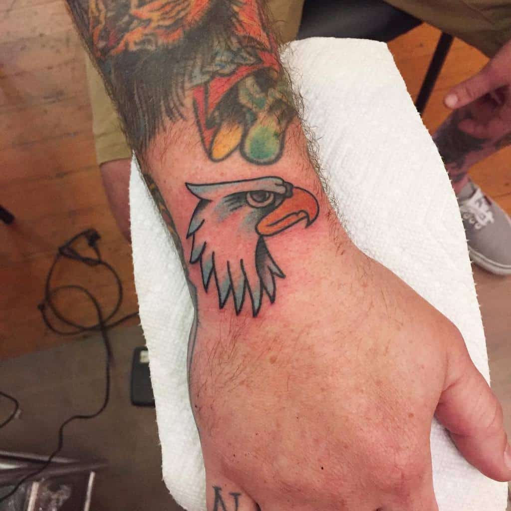 Traditional Eagle Head Tattoo bdelay