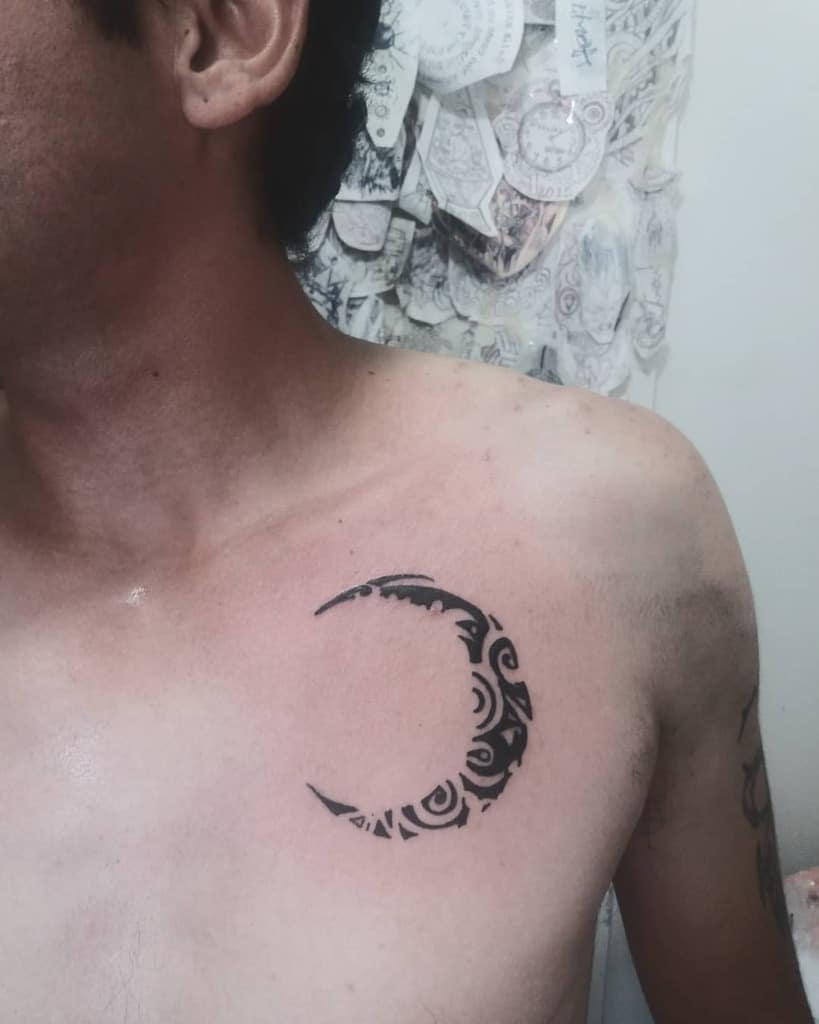 Tribal Crescent Moon Tattoo francoconcha_tatuajes