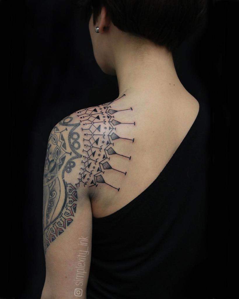 Tribal Shoulder Tattoos for Women simplexity_ink