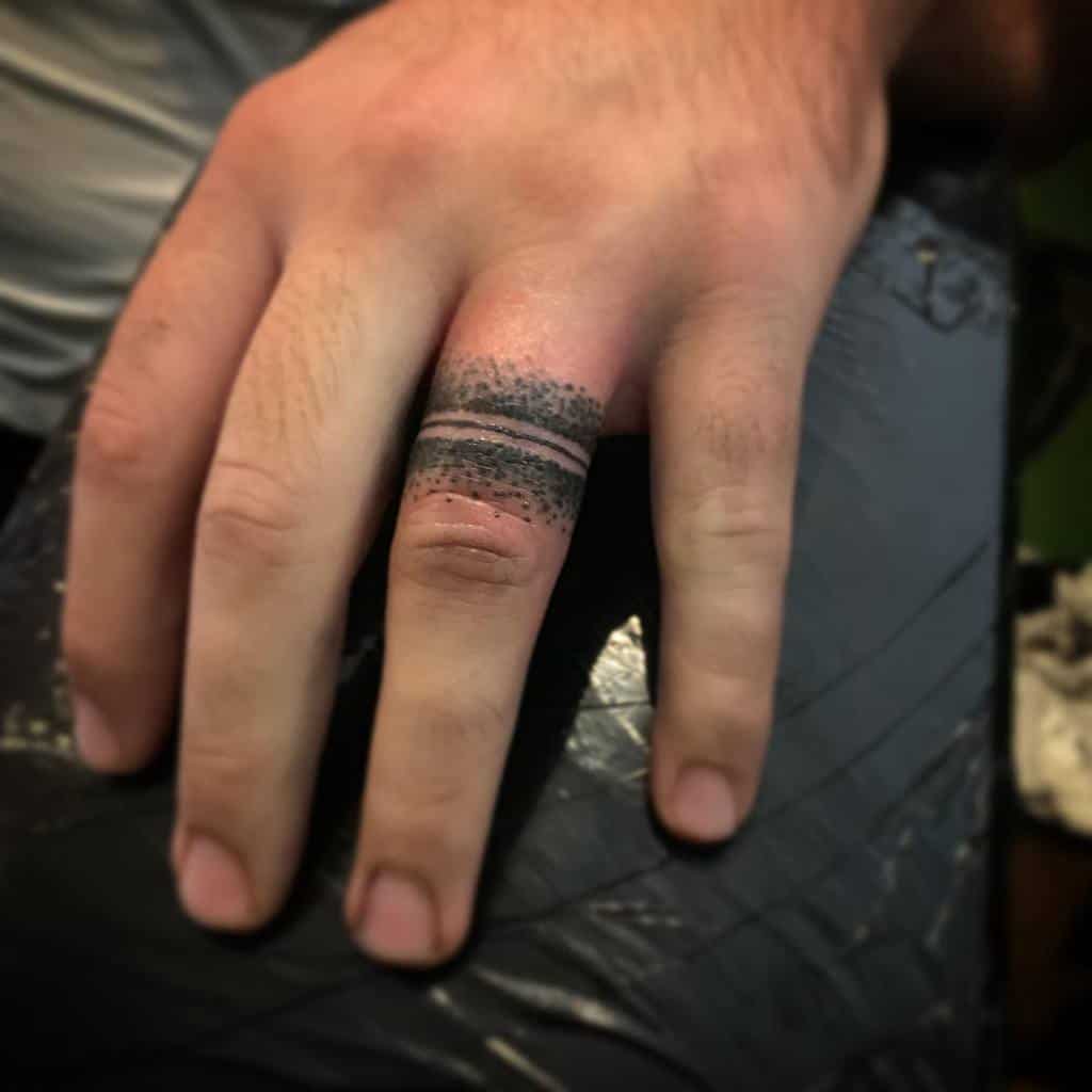 Unique Ring Tattoo Feevd Tattooist