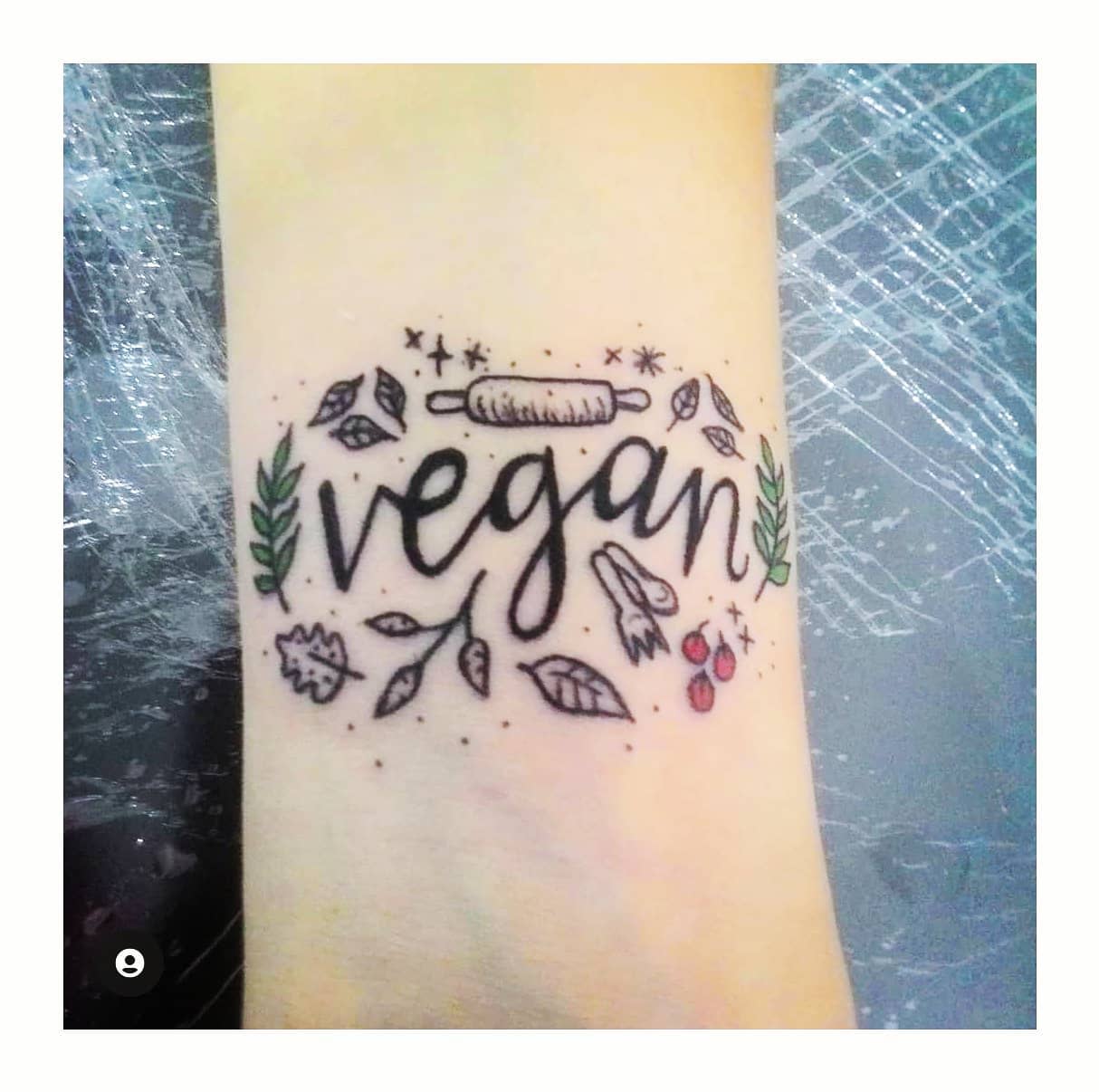 Word Vegan Tattoo -paulowieck.ink