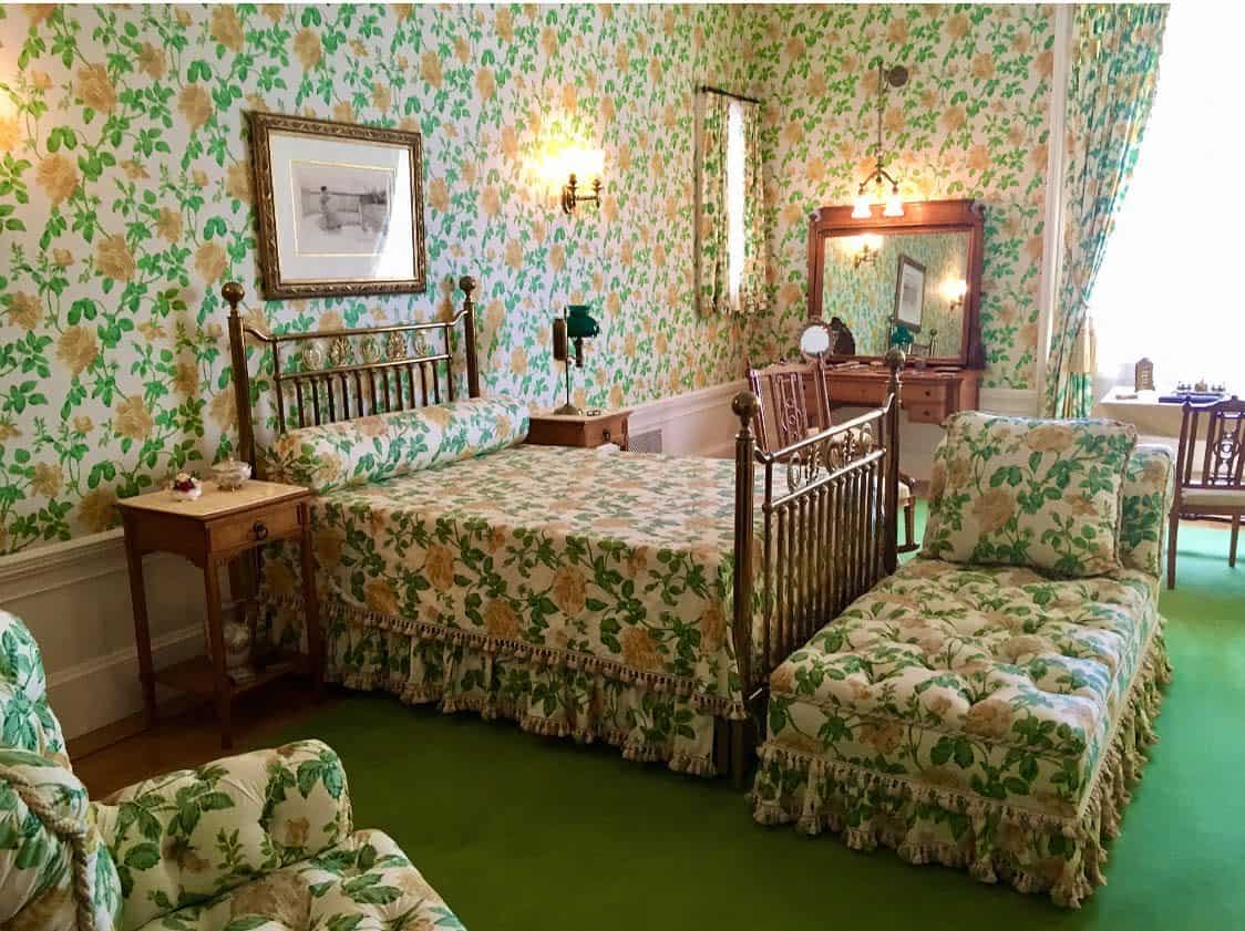 Wall Paper Green Bedroom Ideas -stephaniedavisb