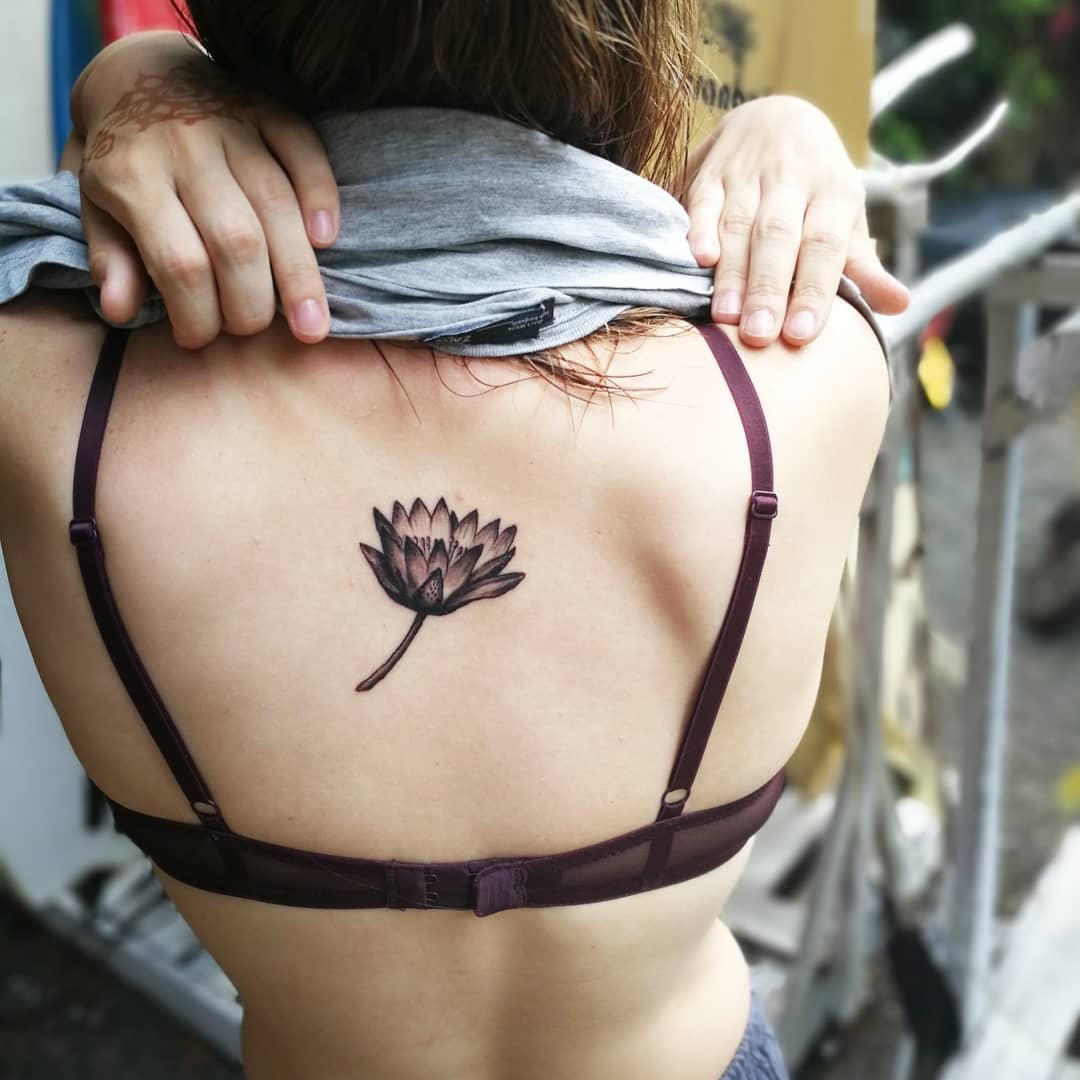 Water Lily Back Tattoo -kumo_one