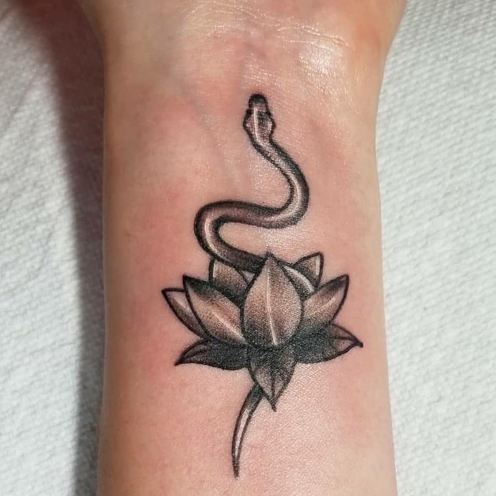 Small Water Lily Tattoo -pick.b