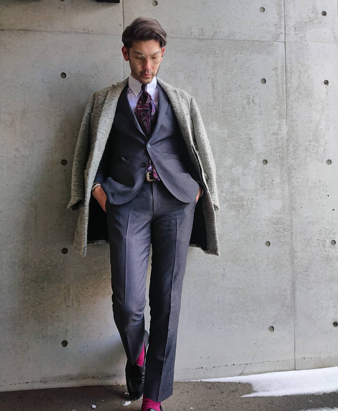 Purple Tie With Grey Suit -ryochon0728