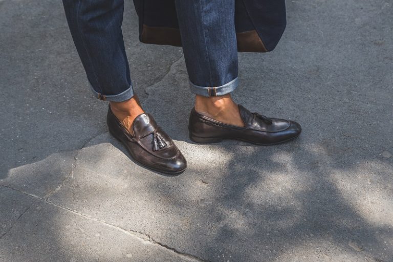 Loafers vs. Oxfords: Everything You Need To Know