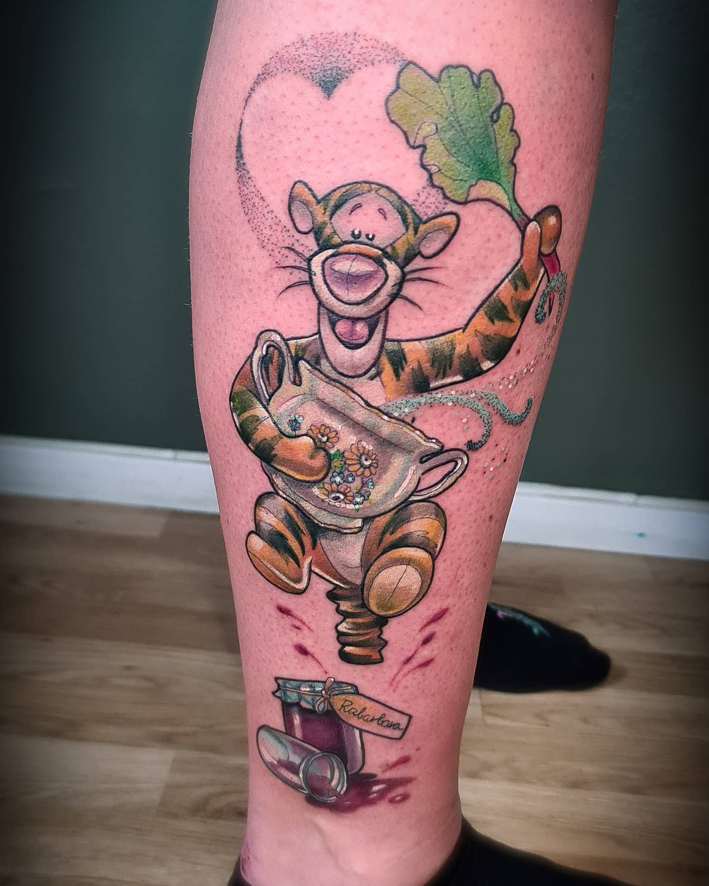 Tatuaje Tigger Winnie the Pooh -kindy_tattoodoodle