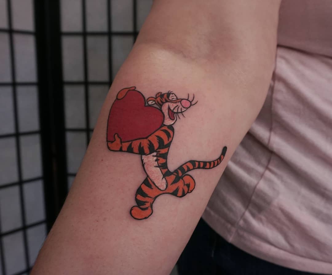 Tatuaje Tigger Winnie the Pooh -laluztattoo