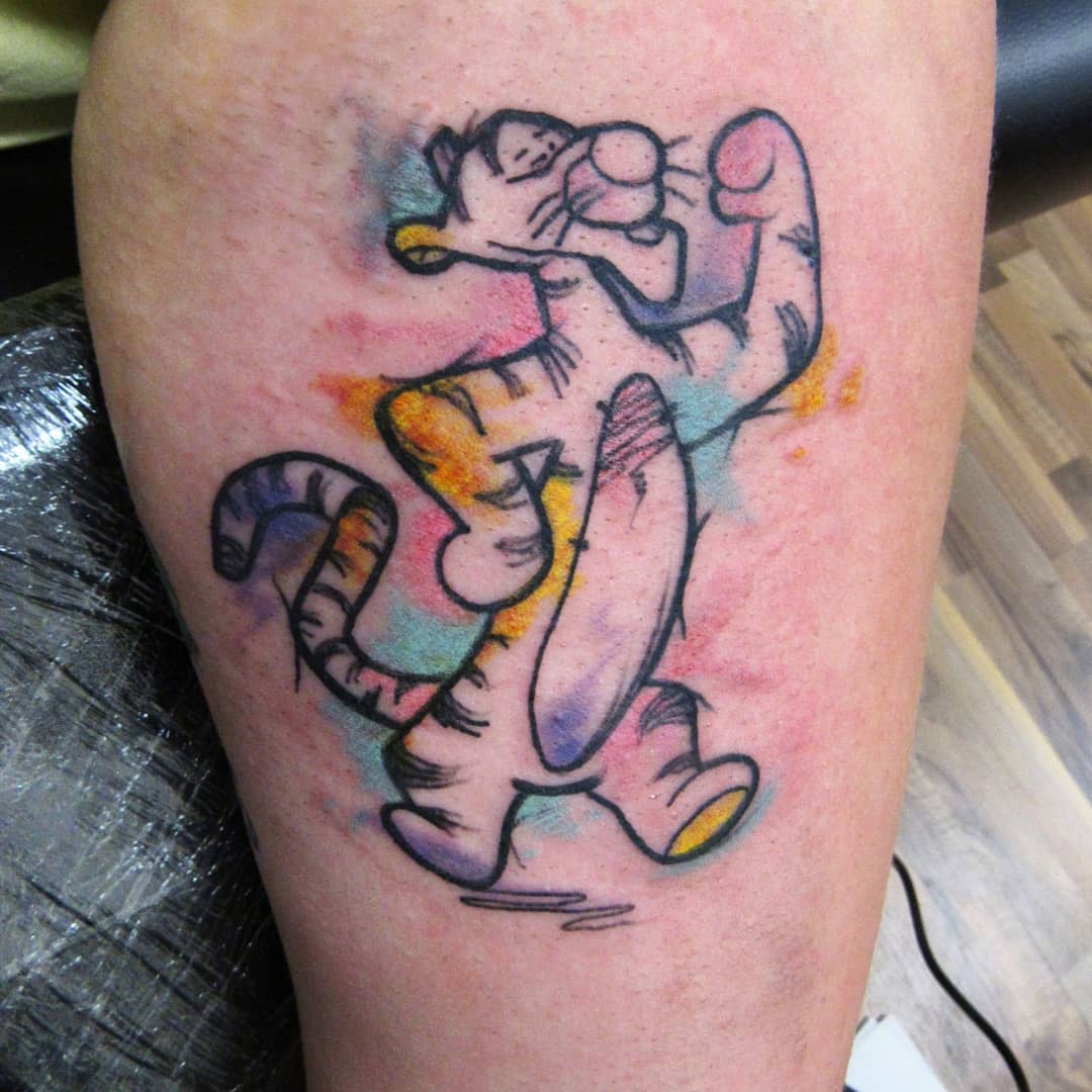 Tatuaje Tigger Winnie the Pooh -savagetattoo_emporium