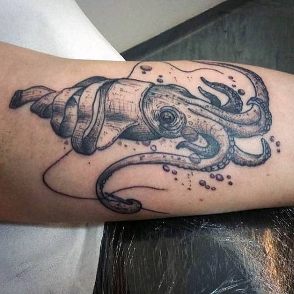 Squid Tattoo Ideas That Reveal The Beauty Of These Magnificent Animals