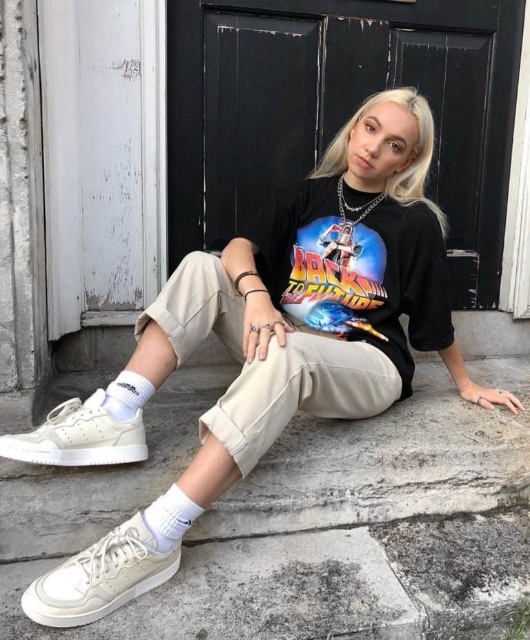 53 Best Streetwear Outfits for Men and Women [2024 Guide]
