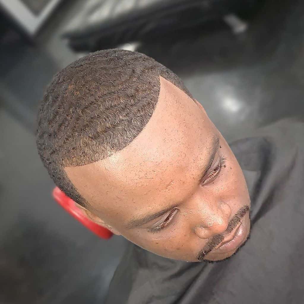 African Lean Barber Hair Cut