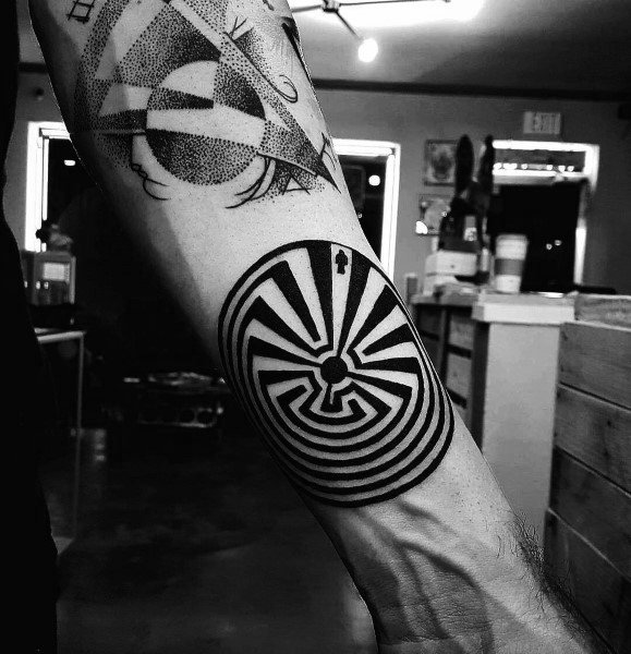 Labyrinth dotwork  Mary Jane Tattoo  Dotwork Artist  Artlien gypsy