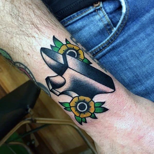 Amazing Mens Old School Traditional Anvil Tattoo Designs