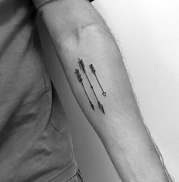 Amazing Mens Small Arrow Tattoo Designs On Inner Forearm