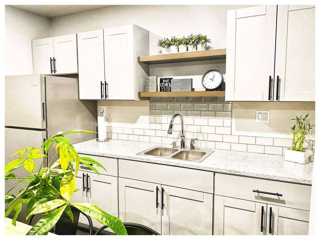 apartment galley kitchen ideas katiaagmontdesigns
