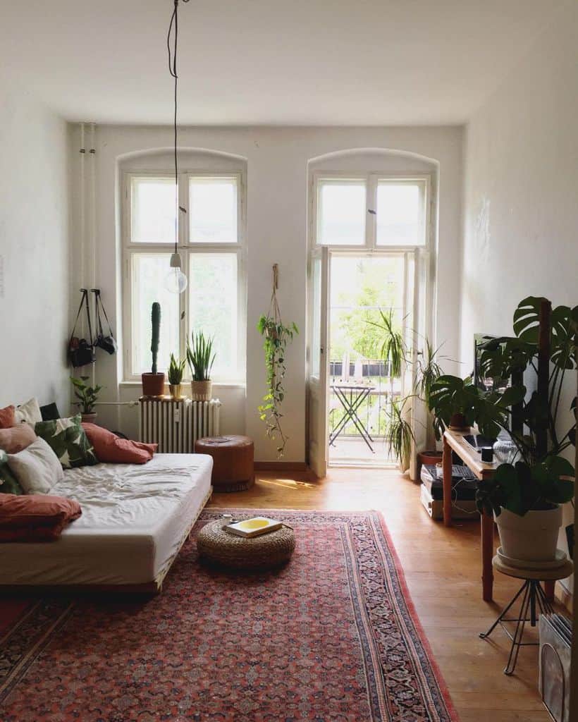 How To Decorate A Studio Apartment - The Nordroom