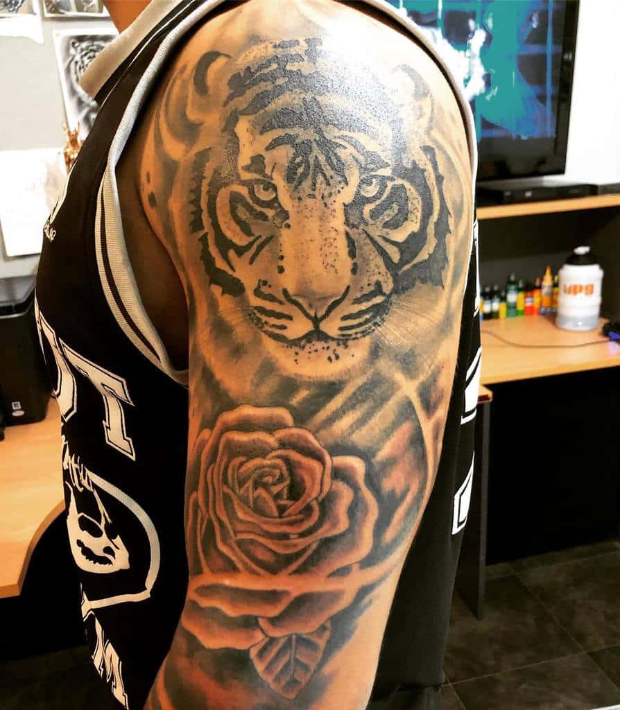 Top 61 Best Tiger Rose Tattoo Ideas [2021 Inspiration Guide]