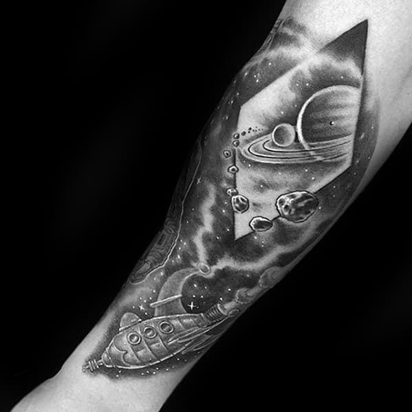 Artistic Male Saturn Tattoo Ideas