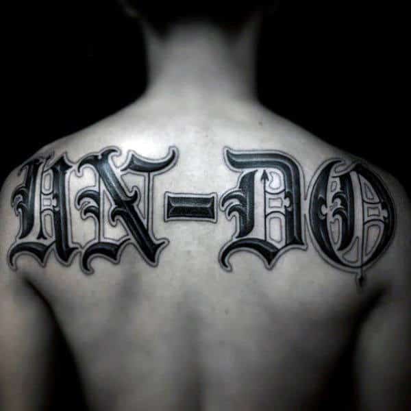 Awesome Old English Guys Upper Back Tattoo