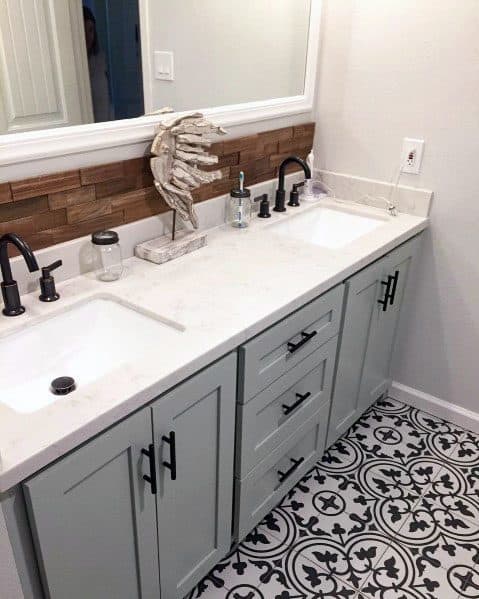 Awesome Wood Backsplash Ideas For Bathroom Vanity