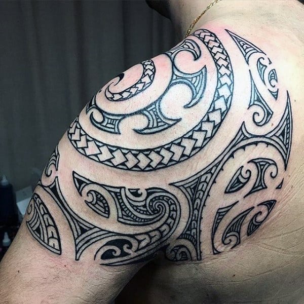 Back Of Shoulder Maori New Zealand Culture Tattoo On Man