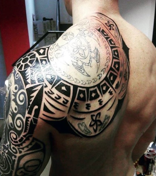 Back Of Shoulder Maori Tattoos On Guy