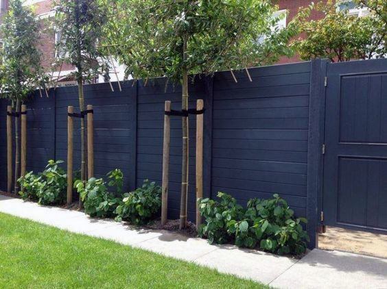enclosed horizontal wood fence