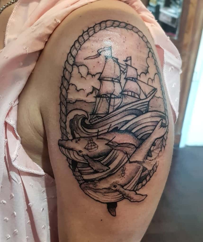 ballenas-wales-oceanlife-black-ocean-tattoo-lorien_tattoo