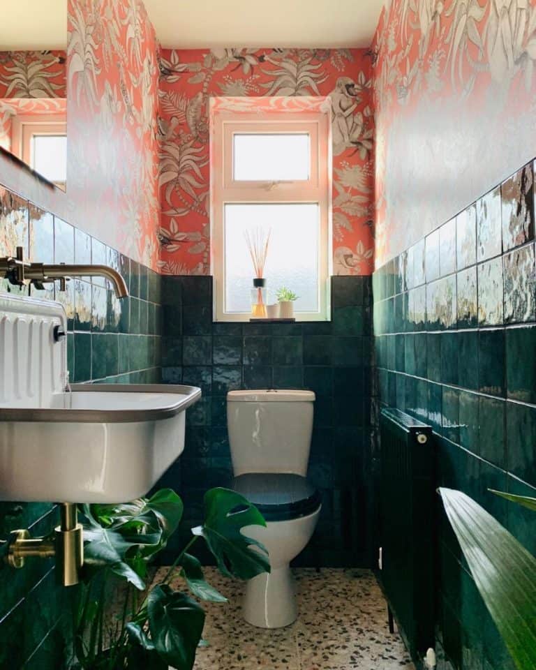 Trendy and Creative Wallpaper Ideas to Transform Your Bathroom