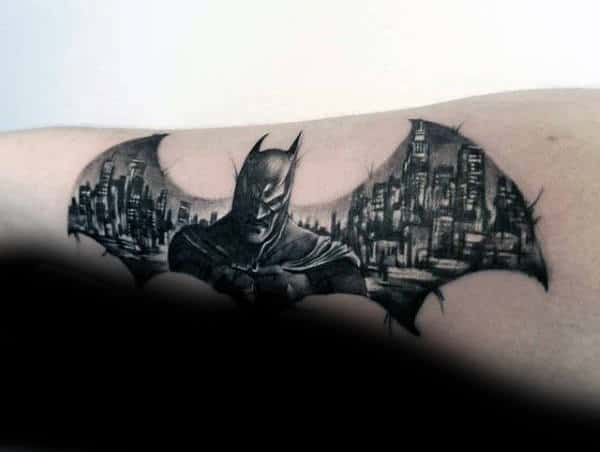 Tattoo uploaded by Martin SVEC • @_je_to_on_ 🔥🔥🔥 #handpoke #tattooart # tattoo #tattooartist #ink #stickandpoke #tetovani #handpoked #minimalist  #ignorantstyle #comics #robin #batman • Tattoodo