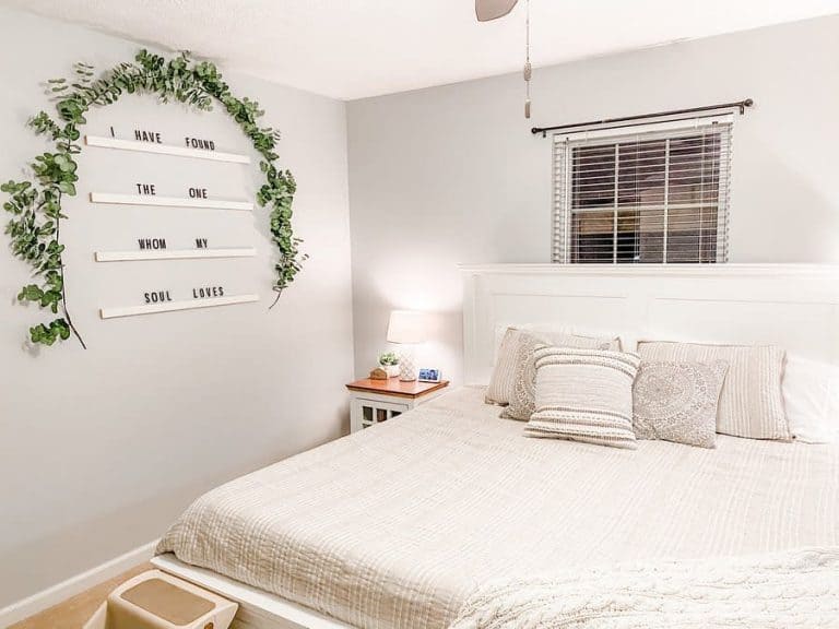 Simple Diy Bedroom Wall Decor