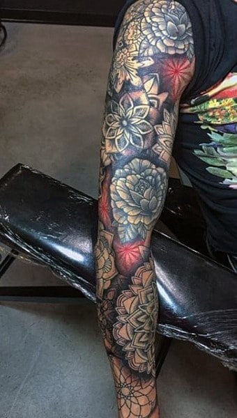 best-flower-tattoos-for-men
