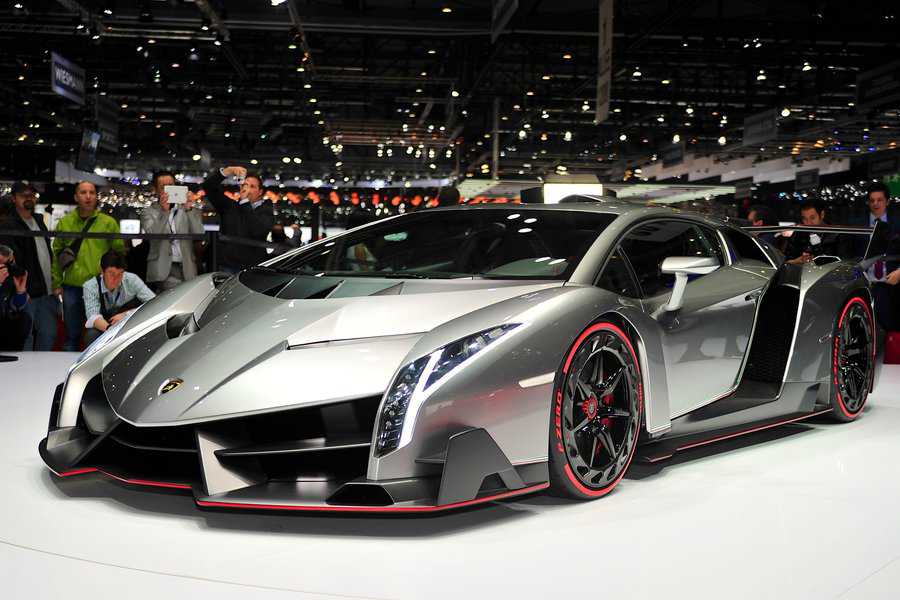 Geneva,,Mar,5:,Lamborghini,Veneno,,Exclusive,Super,Car,From,Lamborghini,
