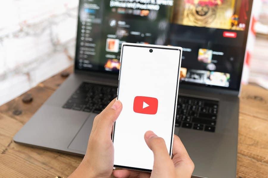 20 Best YouTube Channels You Need To Follow
