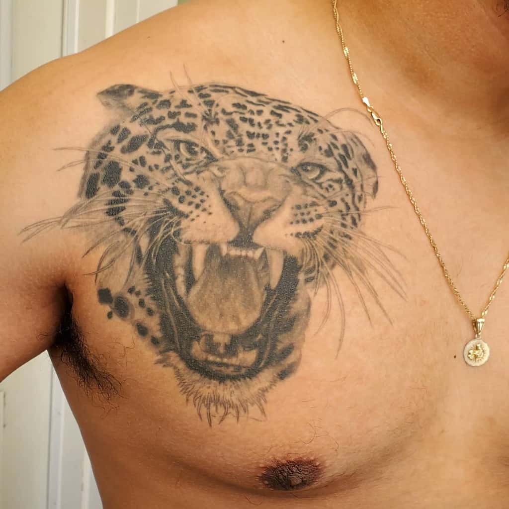 black-and-gray-jaguar-tattoo-ferny_montana_1990