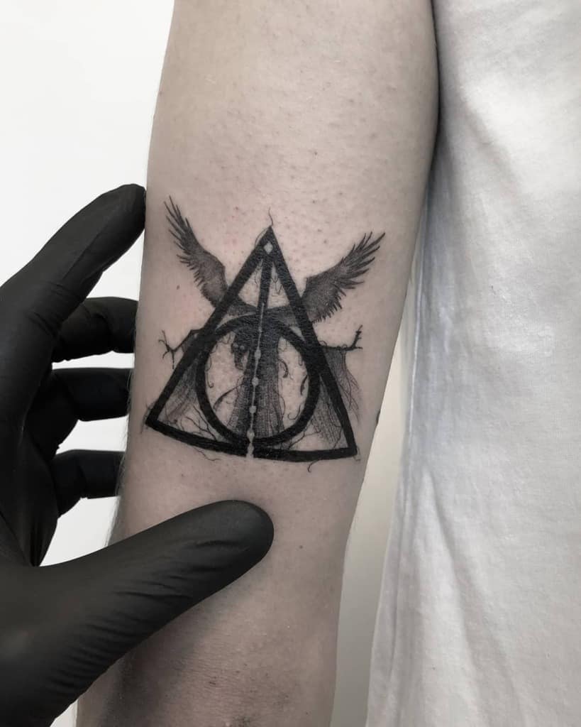 Top 50 Best Deathly Hallows Tattoos [2022 Inspiration Guide] - Next Luxury