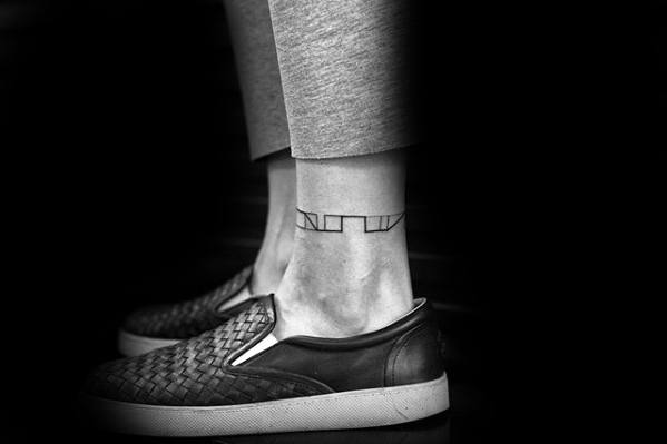 Black Ink Lines Pattern Ankle Band Male Tattoo Designs