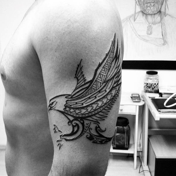 Black Outline Tattoo On Man Upper Arm
