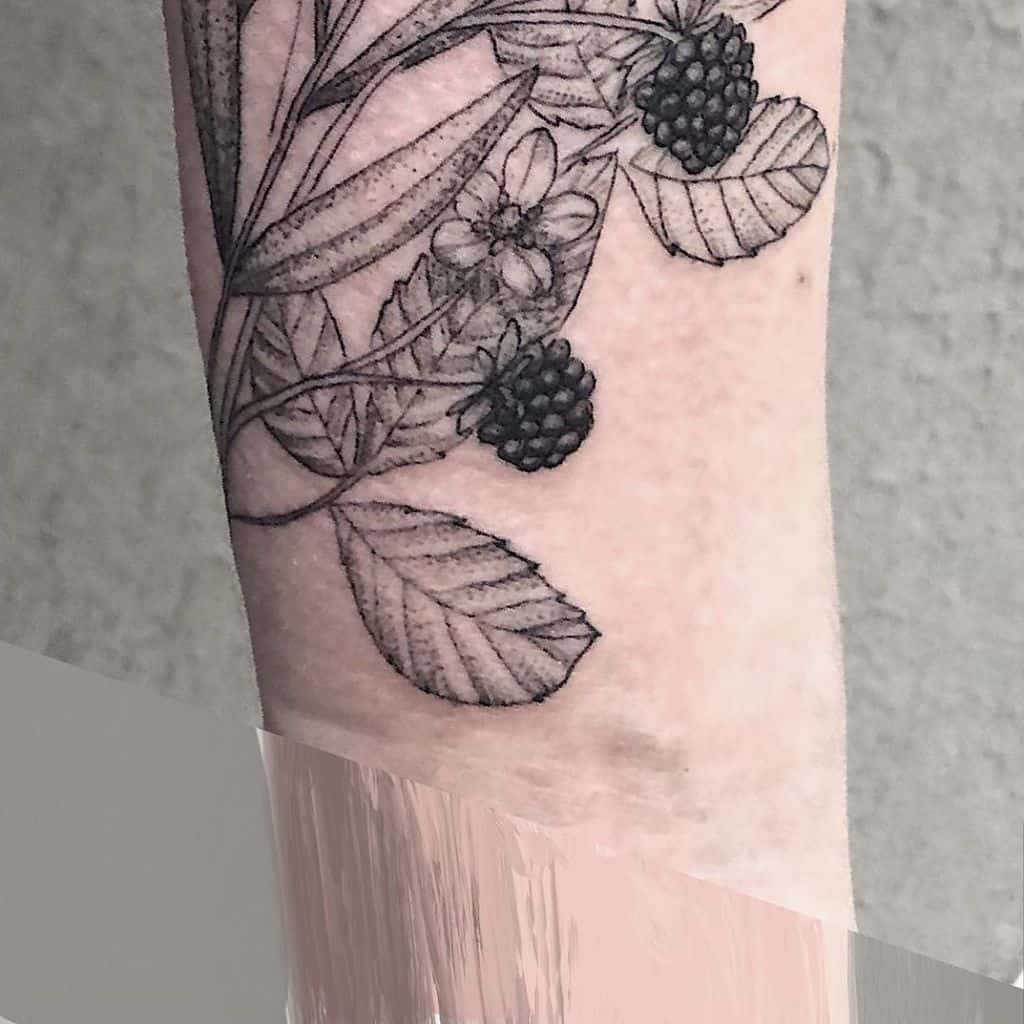 blackwork jasmine flower tattoos amor.sui.tattoo