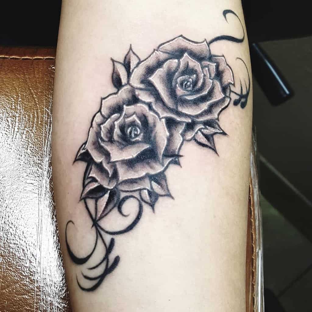 blackwork simple rose tattoos tattoojuansanchez