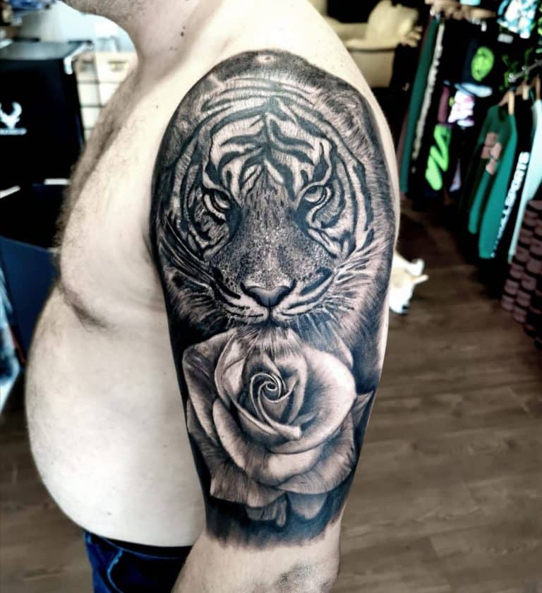 Top 61 Best Tiger Rose Tattoo Ideas - [2021 Inspiration Guide]