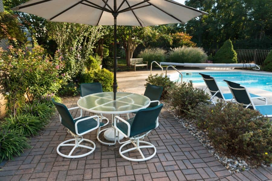 Bricks And Pavers Pool Deck Ideas 4