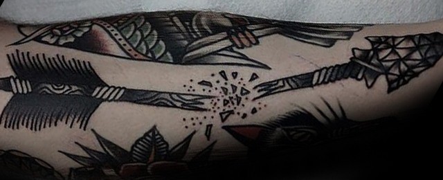 30 Broken Arrow Tattoo Designs For Men - Sharp Ink Ideas
