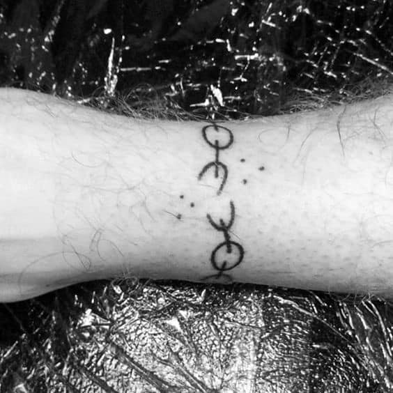 Broken Chain Ankle Band Tattoo Ideas On Guys