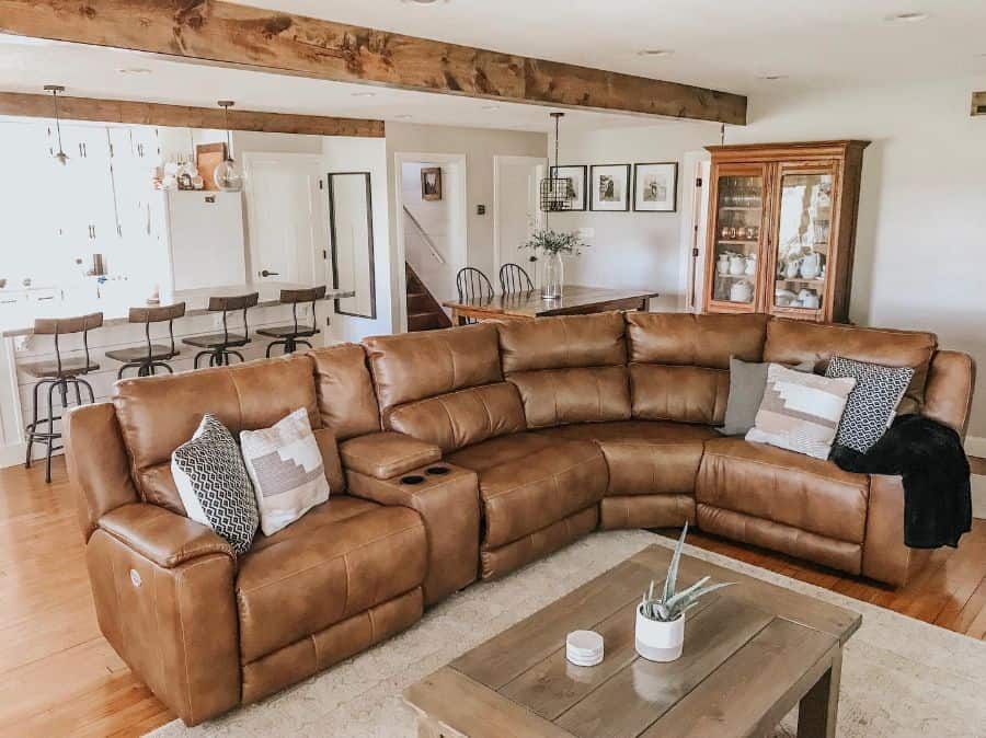 Modern Farmhouse Living Room Ideas, Farmhouse Living Room With Leather Sectional
