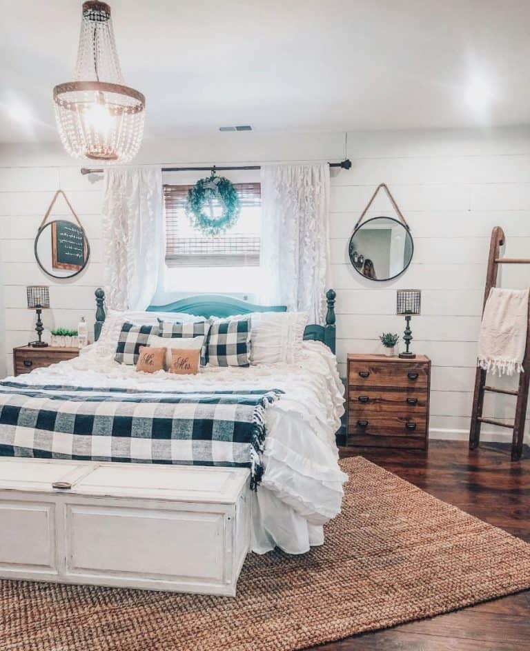 Charming Farmhouse-Inspired Ideas for Your Bedroom