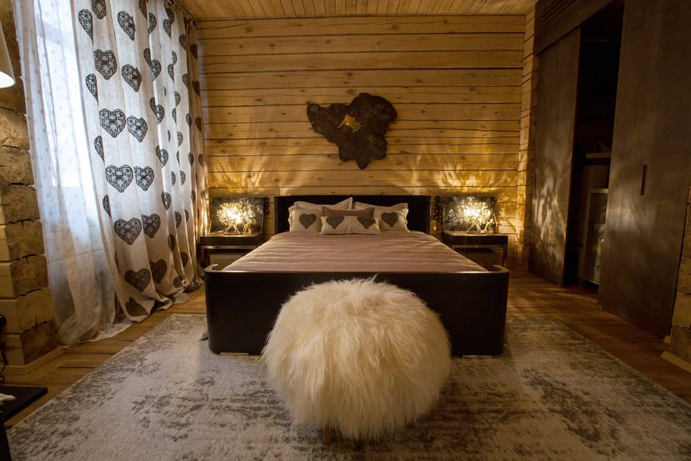 Cabin Or Log House Rustic Bedroom Ideas 6