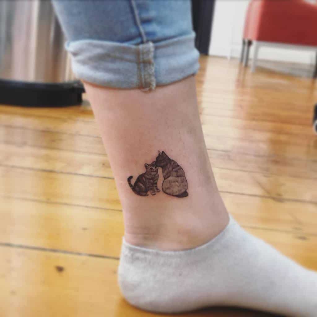 cat-small-single-needle-tattoo-janetattoo_nz